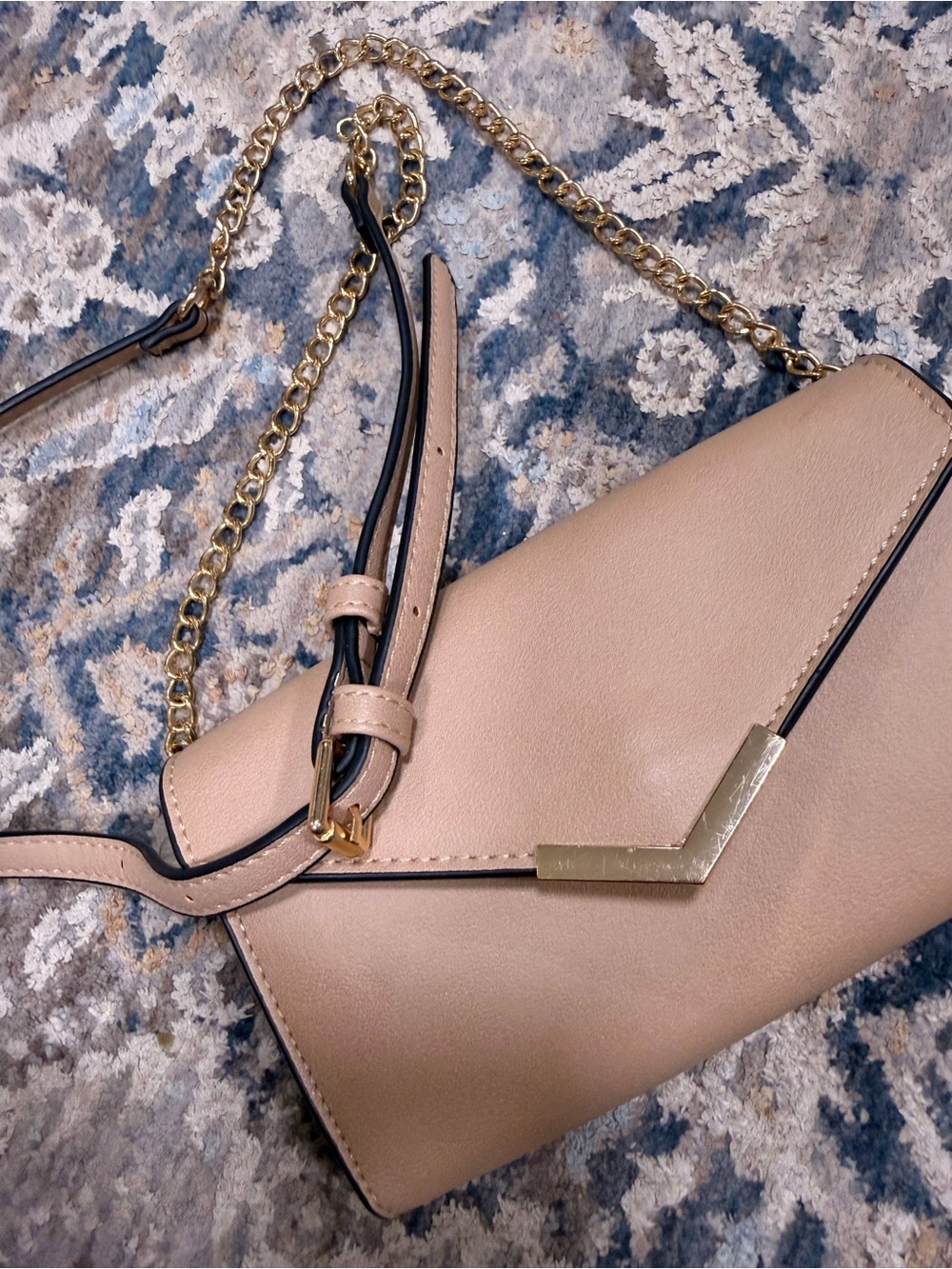 Neutral Beige Chain Shoulder Bag - Unbranded